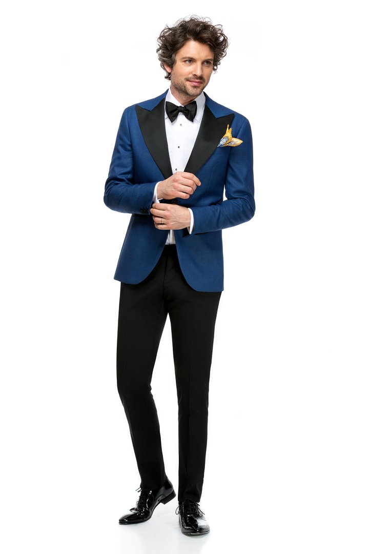 DALTON TUXEDO