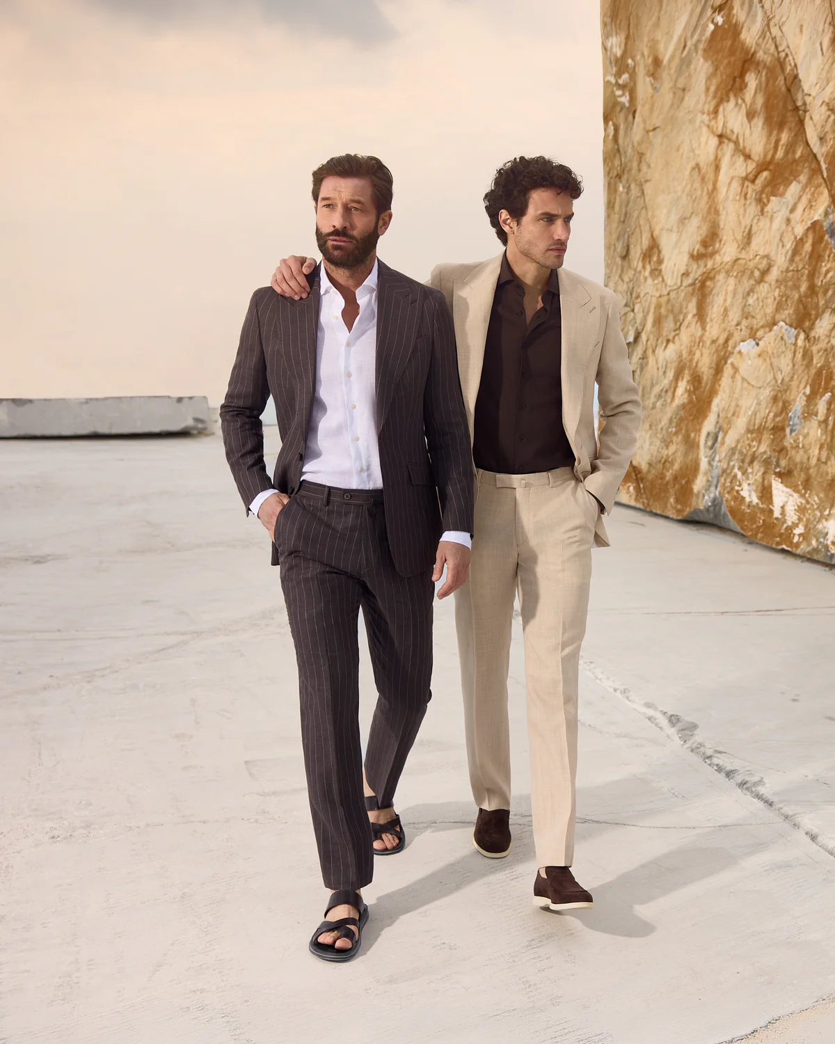 Costum maro Made to Measure, tesatura Summertime by Loro Piana