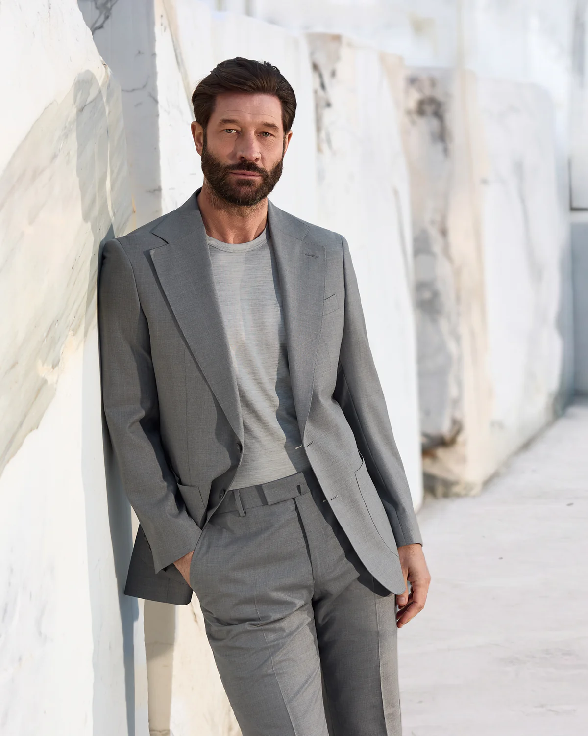 Costum gri Made to Measure, tesatura Lightest Natural 2 Ways by Loro Piana