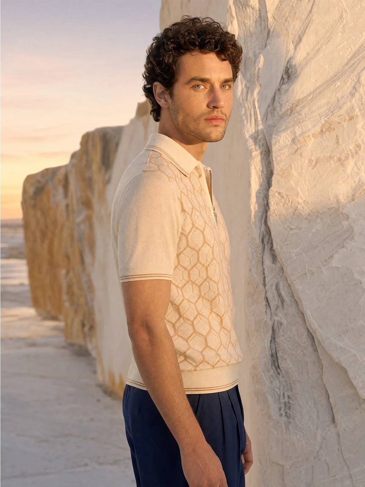 Tricou Polo bej hexagon matase&bumbac