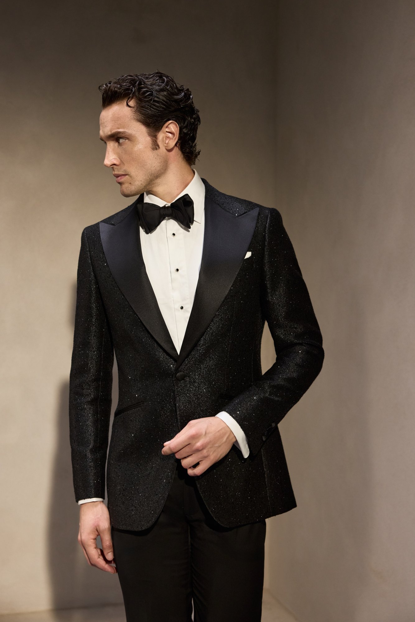 Sacou de ceremonie negru cu rever din satin