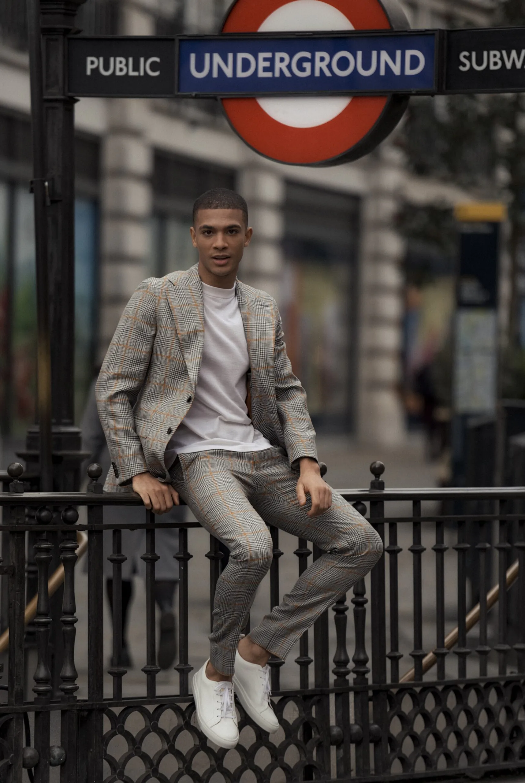 TRICOU ALB DIN MATASE NATURALA SI LANA MERINO